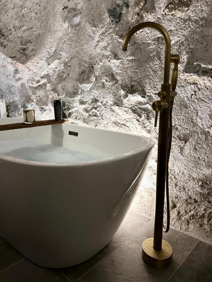 Superbe appartement au château d'Allaman de 80m2 Lugrin Extérieur photo
